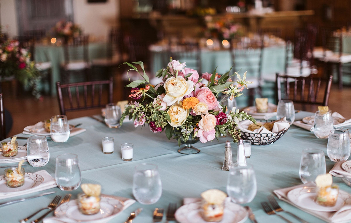 نحوه چیدمان میز مهمانان در عروسی
